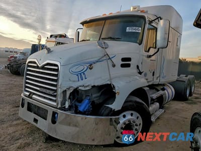 Drugie zdjęcie samochodu z przodu: 2013 MACK PINNACLE SEMI TRUCK VIN:1M1AW02Y1DM028507 - miniatura