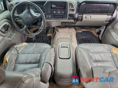 Zdjęcie 8 z 12 samochodu: 1998 CHEVROLET TAHOE K1500 VIN:1GNEK13RXWJ343201 - miniatura