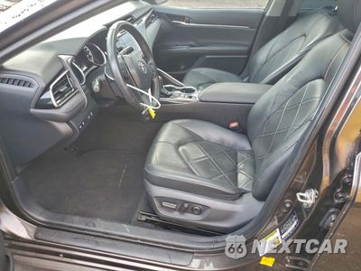 Zdjęcie 7 z 13 samochodu: 2019 TOYOTA CAMRY L VIN:4T1B11HK0KU830177 - miniatura