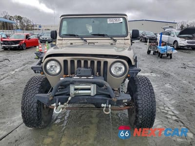 Piąte zdjęcie samochodu w środku: 2006 JEEP WRANGLER X VIN:1J4FA39S86P781129 - miniatura