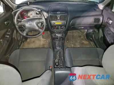 Zdjęcie 8 z 15 samochodu: 2005 NISSAN SENTRA 1.8 VIN:3N1CB51D45L588133 - miniatura