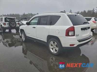 Drugie zdjęcie samochodu z przodu: 2014 JEEP COMPASS SPORT VIN:1C4NJDBB6ED904539 - miniatura