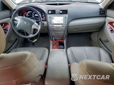 Zdjęcie 8 z 14 samochodu: 2011 TOYOTA CAMRY HYBRID VIN:4T1BB3EK2BU132960 - miniatura