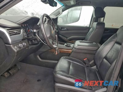 Zdjęcie 7 z 13 samochodu: 2019 CHEVROLET SUBURBAN K1500 LT VIN:1GNSKHKC9KR393043 - miniatura