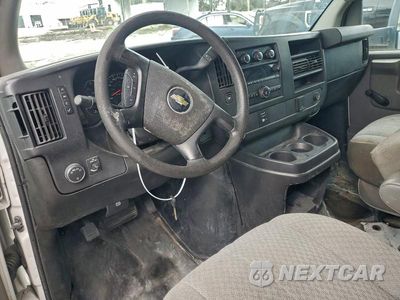 Zdjęcie 8 z 13 samochodu: 2015 CHEVROLET EXPRESS BOX TRUCK VIN:1GB3G4CG5F1264573 - miniatura