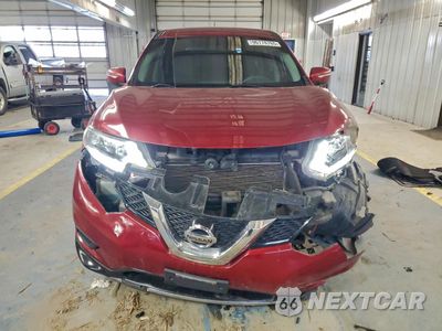 Piąte zdjęcie samochodu w środku: 2015 NISSAN ROGUE S VIN:KNMAT2MV1FP556329 - miniatura