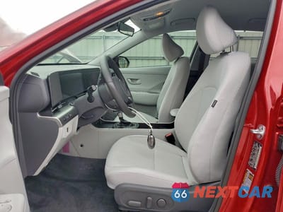 Zdjęcie 7 z 13 samochodu: 2025 HYUNDAI KONA SEL VIN:KM8HB3AB2SU326470 - miniatura