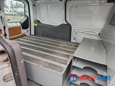 Zdjęcie 10 z 12 samochodu: 2019 FORD TRANSIT CONNECT UTILITY / SERVICE VAN VIN:NM0LS7E25K1389643 - miniatura