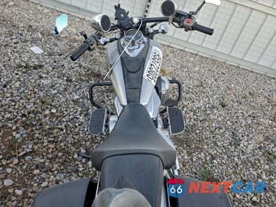 Zdjęcie 6 z 9 samochodu: 2014 HONDA VT1300 CT VIN:JH2SC6684EK400002 - miniatura