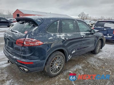 Trzecie zdjęcie samochodu z tyłu: 2018 PORSCHE CAYENNE S VIN:WP1AB2A2XJLA60814 - miniatura
