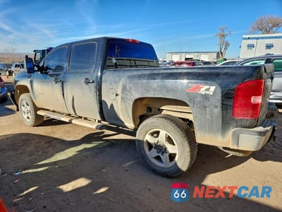 Drugie zdjęcie samochodu z przodu: 2013 CHEVROLET SILVERADO K2500 HEAVY DUTY LTZ VIN:1GC1KYE80DF162497 - miniatura