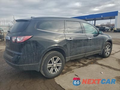 Trzecie zdjęcie samochodu z tyłu: 2017 CHEVROLET TRAVERSE LT VIN:1GNKVHKD6HJ259467 - miniatura