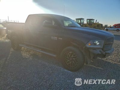 Czwarte zdjęcie samochodu z boku: 2015 RAM 1500 SPORT VIN:1C6RR7MT1FS628356 - miniatura