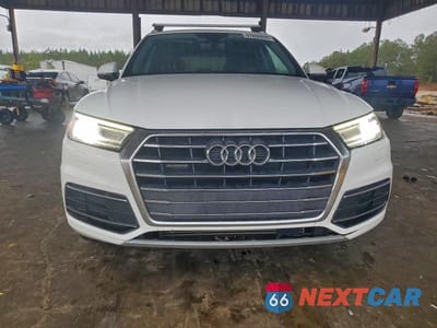 Piąte zdjęcie samochodu w środku: 2018 AUDI Q5 PREMIUM VIN:WA1ANAFY2J2131049 - miniatura