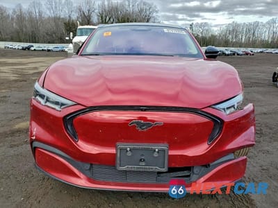 Piąte zdjęcie samochodu w środku: 2021 FORD MUSTANG MACH-E PREMIUM VIN:3FMTK3SU2MMA26574 - miniatura