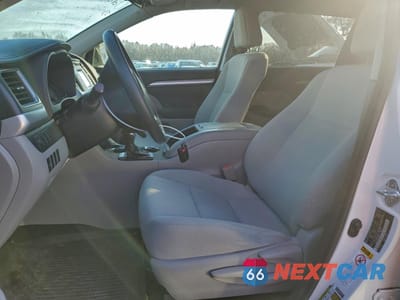 Zdjęcie 7 z 14 samochodu: 2017 TOYOTA HIGHLANDER HYBRID VIN:5TDBGRFH7HS028652 - miniatura