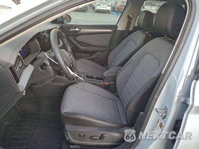 Zdjęcie 7 z 15 samochodu: 2025 VOLKSWAGEN JETTA SE VIN:3VW7X7BU4SM102076 - miniatura