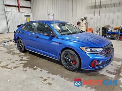 Czwarte zdjęcie samochodu z boku: 2024 VOLKSWAGEN JETTA 40TH ANNIVERSARY VIN:3VW8T7BU9RM015042 - miniatura