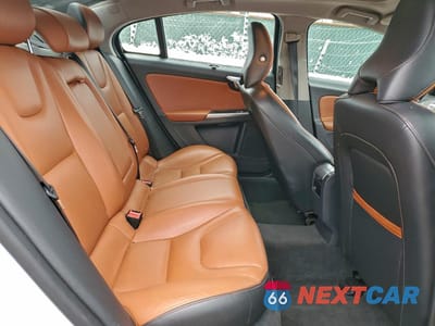 Zdjęcie 10 z 13 samochodu: 2017 VOLVO S60 PREMIER VIN:LYV402TK1HB126716 - miniatura