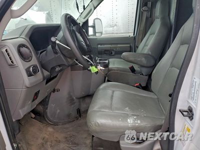 Zdjęcie 7 z 13 samochodu: 2023 FORD E450 DELIVERY TRUCK VIN:1FDXE4FN8PDD16870 - miniatura