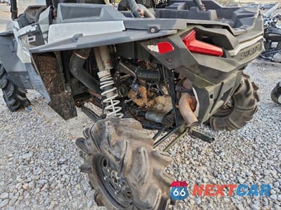 Zdjęcie 9 z 10 samochodu: 2019 POLARIS RZR XP 1000 UTILITY VEHICLE VIN:3NSVDE994KG443094 - miniatura