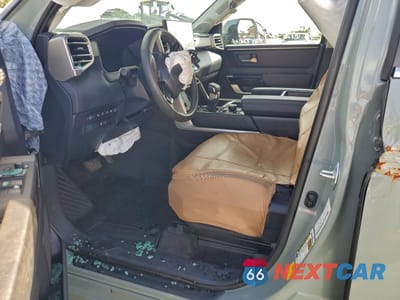 Zdjęcie 7 z 13 samochodu: 2024 TOYOTA TUNDRA CREWMAX LIMITED VIN:5TFJA5DB3RX221400 - miniatura