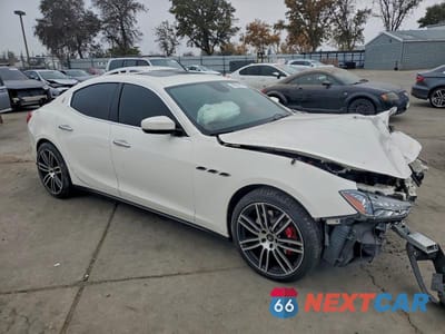 Czwarte zdjęcie samochodu z boku: 2019 MASERATI GHIBLI S VIN:ZAM57YSA5K1325032 - miniatura