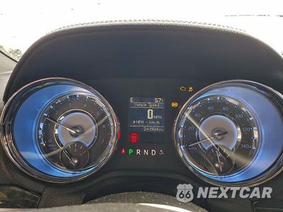 Zdjęcie 9 z 12 samochodu: 2011 CHRYSLER 300 LIMITED VIN:2C3CA5CG8BH528095 - miniatura