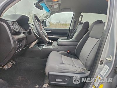 Zdjęcie 7 z 14 samochodu: 2016 TOYOTA TUNDRA CREWMAX SR5 VIN:5TFDW5F16GX521772 - miniatura