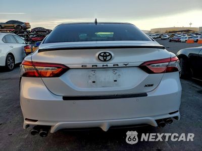 Zdjęcie 6 z 15 samochodu: 2018 TOYOTA CAMRY XSE VIN:4T1B61HK8JU141570 - miniatura