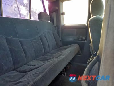 Zdjęcie 10 z 14 samochodu: 1999 CHEVROLET SILVERADO C1500 VIN:1GCEC19T8XZ134857 - miniatura