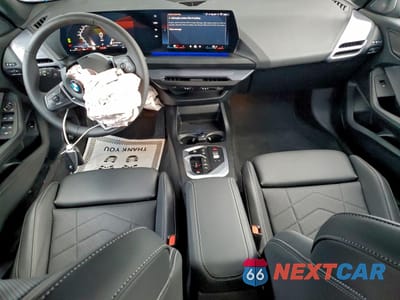 Zdjęcie 8 z 13 samochodu: 2025 BMW 228XI VIN:WBA23GG02S7S58400 - miniatura