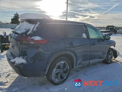 Trzecie zdjęcie samochodu z tyłu: 2025 NISSAN ROGUE SV VIN:5N1BT3BA8SC767423 - miniatura