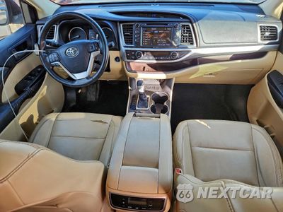 Zdjęcie 8 z 15 samochodu: 2015 TOYOTA HIGHLANDER XLE VIN:5TDKKRFH1FS094240 - miniatura