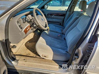 Zdjęcie 7 z 11 samochodu: 2006 MERCURY GRAND MARQUIS GS VIN:2MEFM74W56X612130 - miniatura