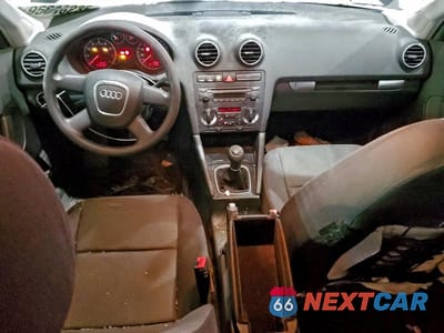 Zdjęcie 8 z 11 samochodu: 2007 AUDI A3 2 VIN:WAUHF78P37A109517 - miniatura