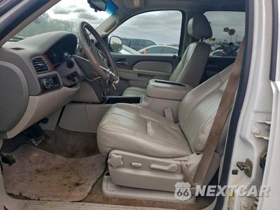 Zdjęcie 7 z 15 samochodu: 2012 CHEVROLET TAHOE C1500 LT VIN:1GNSCBE03CR132925 - miniatura