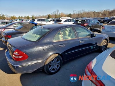 Trzecie zdjęcie samochodu z tyłu: 2003 MERCEDES-BENZ E 320 VIN:WDBUF65J83X111992 - miniatura