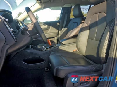 Zdjęcie 7 z 14 samochodu: 2025 VOLVO XC40 ULTRA VIN:YV4L12UM3S2453889 - miniatura