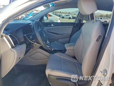 Zdjęcie 7 z 14 samochodu: 2019 HYUNDAI TUCSON SE VIN:KM8J2CA44KU878443 - miniatura