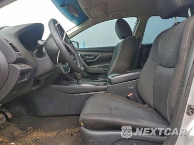 Zdjęcie 7 z 12 samochodu: 2016 NISSAN ALTIMA 2.5 VIN:1N4AL3AP0GN317112 - miniatura