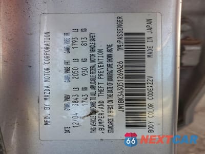 Zdjęcie 12 z 12 samochodu: 2005 MAZDA 3 HATCHBACK VIN:JM1BK343051269626 - miniatura