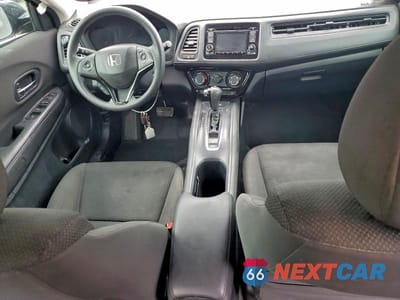 Zdjęcie 8 z 14 samochodu: 2021 HONDA HR-V LX VIN:3CZRU5H39MM703813 - miniatura