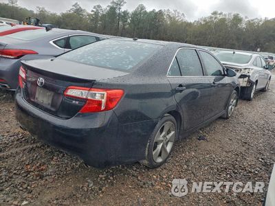 Trzecie zdjęcie samochodu z tyłu: 2014 TOYOTA CAMRY SE VIN:4T1BK1FK5EU539372 - miniatura