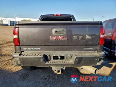 Zdjęcie 6 z 12 samochodu: 2016 GMC SIERRA K2500 DENALI VIN:1GT12UE86GF179740 - miniatura