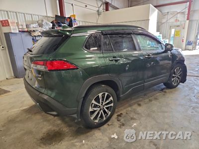 Trzecie zdjęcie samochodu z tyłu: 2023 TOYOTA COROLLA CROSS XLE VIN:7MUDAABG5PV077605 - miniatura