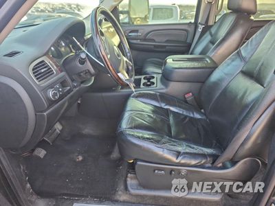 Zdjęcie 7 z 14 samochodu: 2007 GMC NEW SIERRA DENALI VIN:2GTEK638071707585 - miniatura