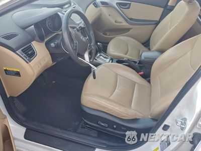 Zdjęcie 7 z 13 samochodu: 2013 HYUNDAI ELANTRA LIMITED VIN:5NPDH4AE3DH227350 - miniatura