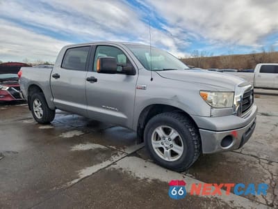 Czwarte zdjęcie samochodu z boku: 2007 TOYOTA TUNDRA CREWMAX SR5 VIN:5TBDV54147S477985 - miniatura