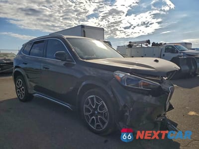 Czwarte zdjęcie samochodu z boku: 2026 BMW X1 XDRIVE28I VIN:WBX73EF03T5413423 - miniatura